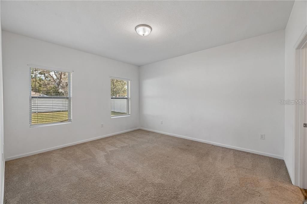 На продажу: $280,000 (3 спален, 2 ванн, 1621 Квадратных фут)