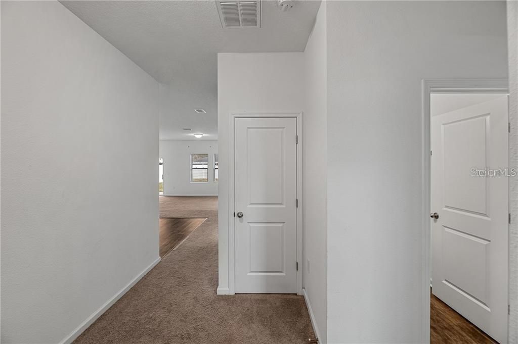 На продажу: $280,000 (3 спален, 2 ванн, 1621 Квадратных фут)