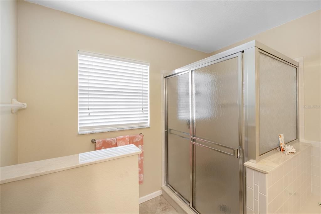 En Venta: $299,900 (2 camas, 2 baños, 1326 Pies cuadrados)