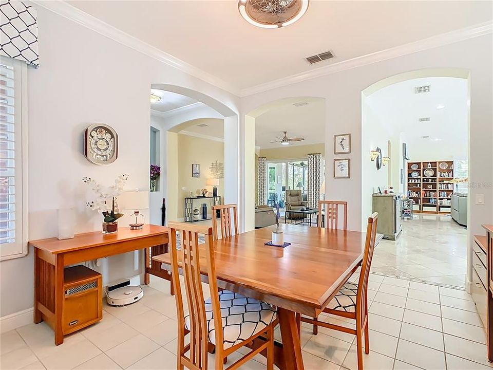 На продажу: $599,000 (3 спален, 2 ванн, 2719 Квадратных фут)