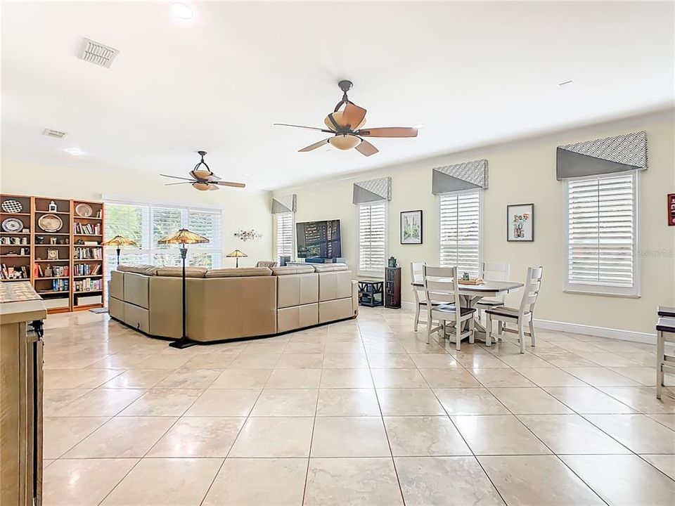 待售: $579,900 (3 贝兹, 2 浴室, 2719 平方英尺)