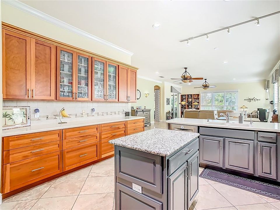 待售: $579,900 (3 贝兹, 2 浴室, 2719 平方英尺)