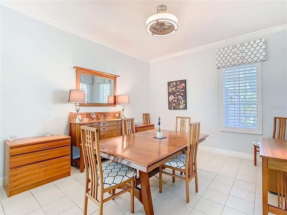 На продажу: $599,000 (3 спален, 2 ванн, 2719 Квадратных фут)