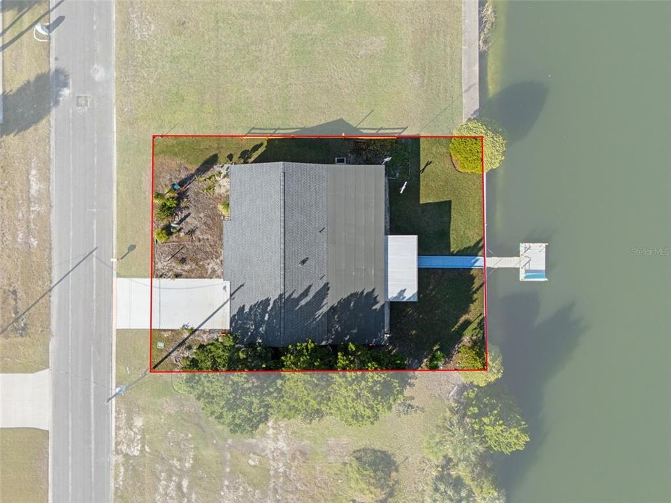 For Sale: $349,900 (4 beds, 2 baths, 1688 Square Feet)