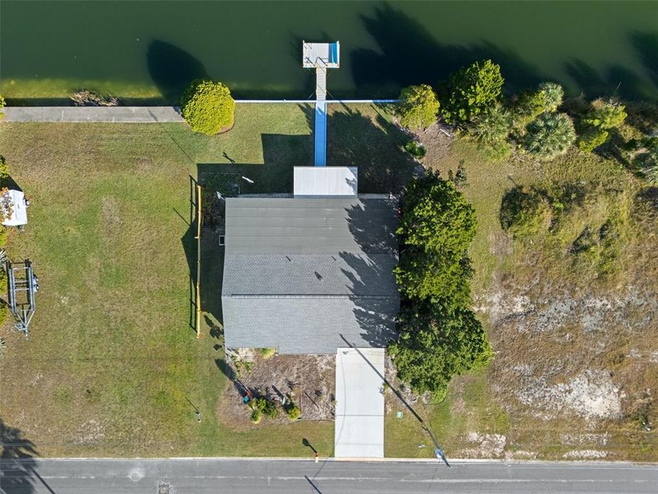 For Sale: $349,900 (4 beds, 2 baths, 1688 Square Feet)