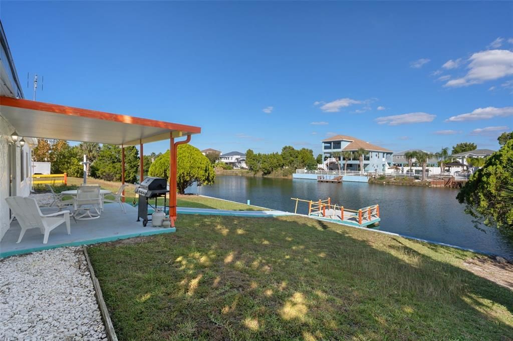 For Sale: $349,900 (4 beds, 2 baths, 1688 Square Feet)