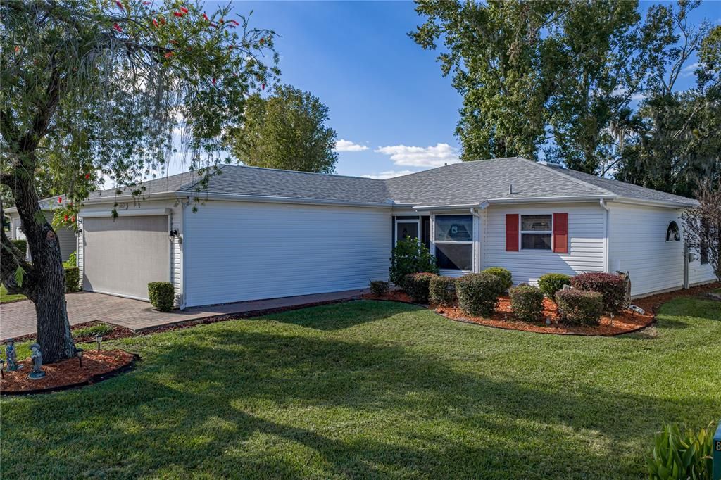 For Rent: $2,000 (2 beds, 2 baths, 1317 Square Feet)