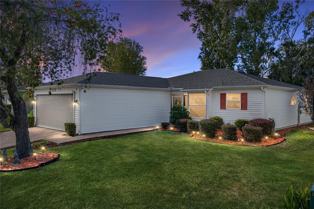 For Rent: $2,000 (2 beds, 2 baths, 1317 Square Feet)