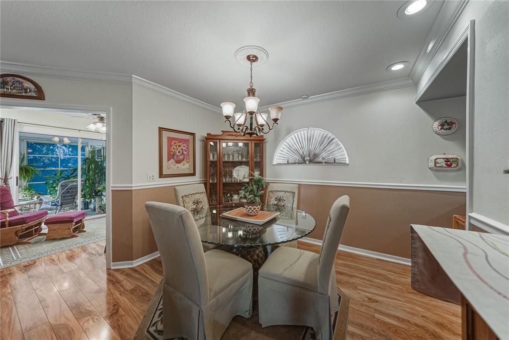 For Rent: $2,000 (2 beds, 2 baths, 1317 Square Feet)