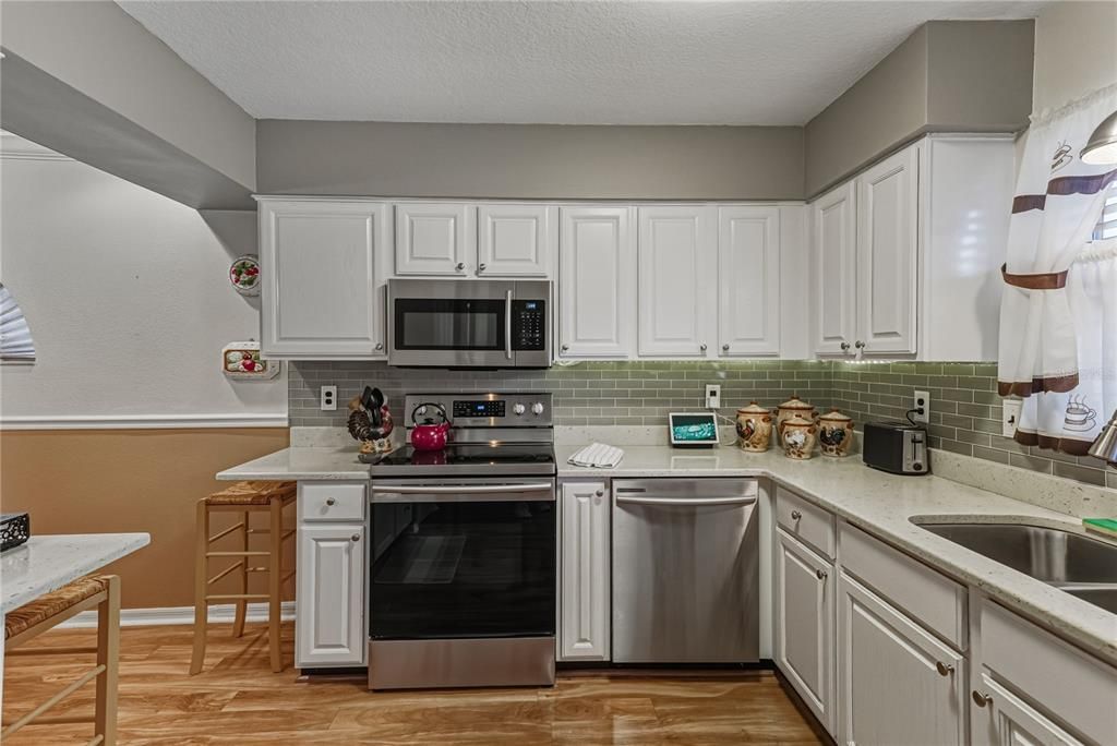 For Rent: $2,000 (2 beds, 2 baths, 1317 Square Feet)