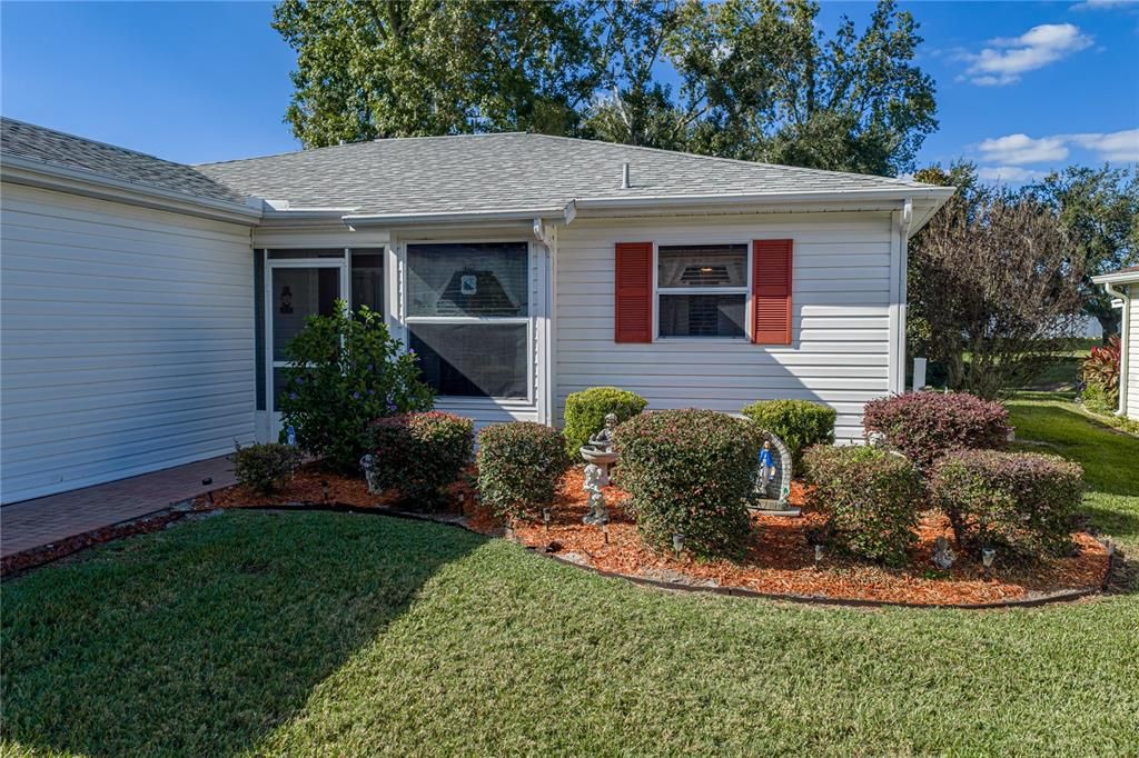 For Rent: $2,000 (2 beds, 2 baths, 1317 Square Feet)