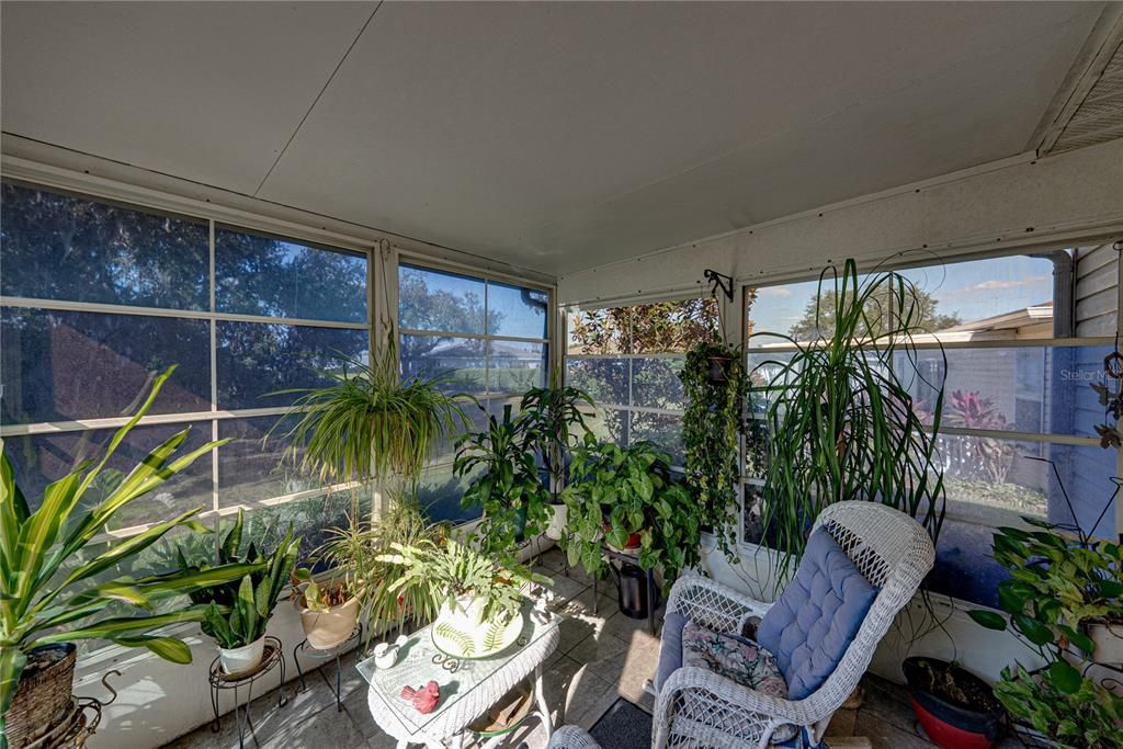 For Rent: $2,000 (2 beds, 2 baths, 1317 Square Feet)