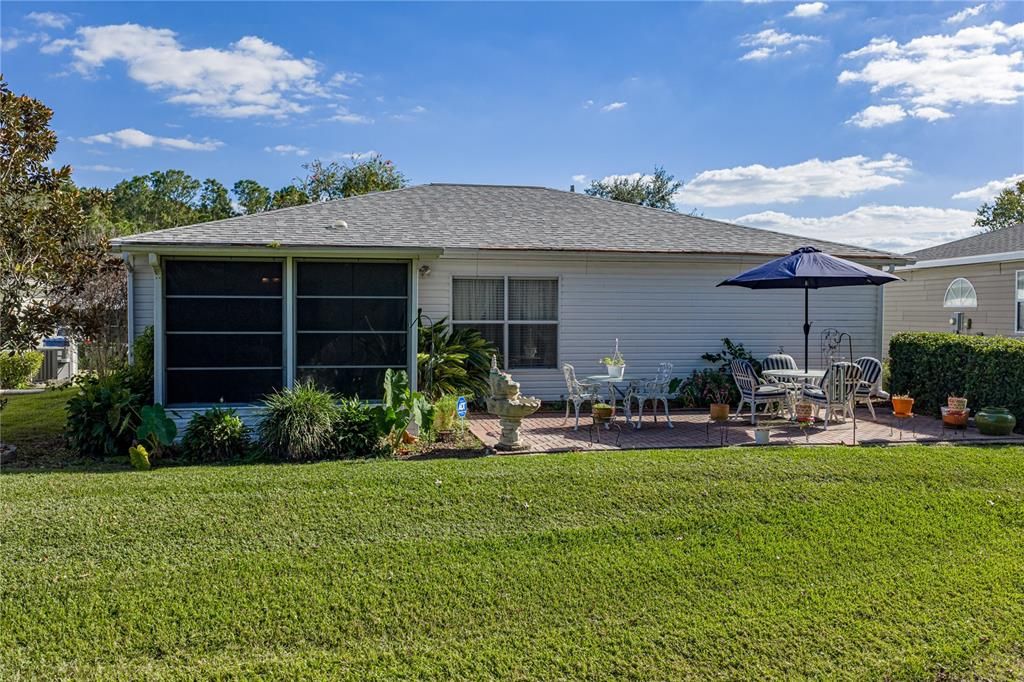 For Rent: $2,000 (2 beds, 2 baths, 1317 Square Feet)