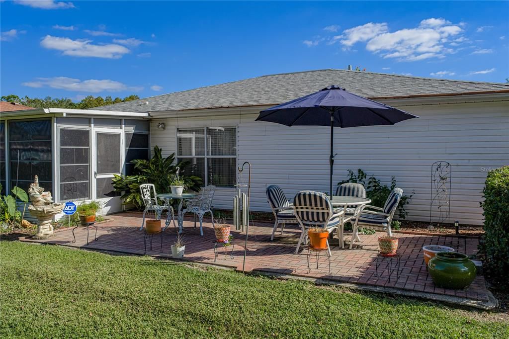 For Rent: $2,000 (2 beds, 2 baths, 1317 Square Feet)