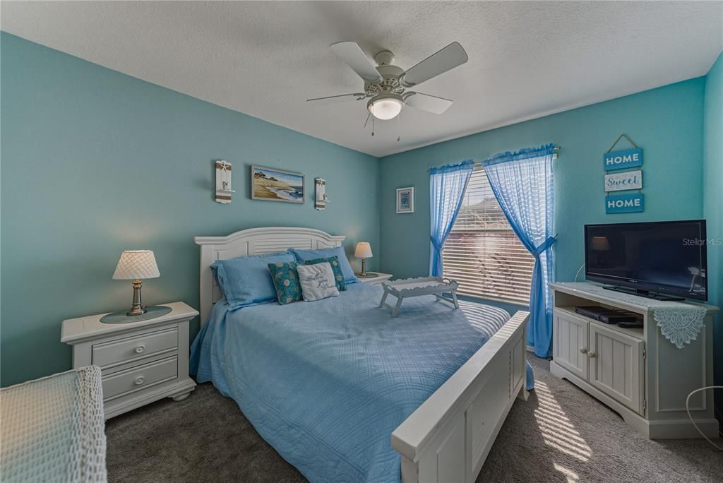 For Rent: $2,000 (2 beds, 2 baths, 1317 Square Feet)