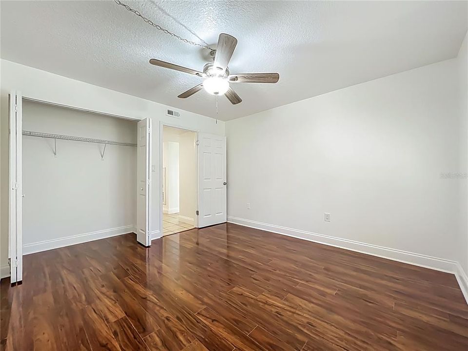 For Sale: $178,000 (2 beds, 2 baths, 1010 Square Feet)