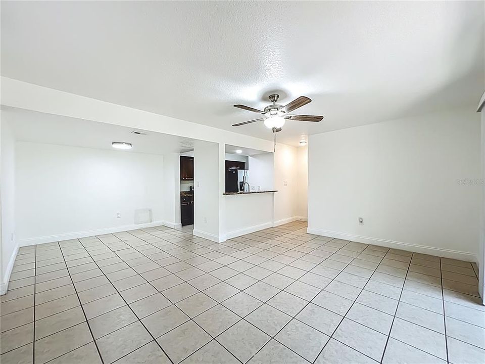 For Sale: $178,000 (2 beds, 2 baths, 1010 Square Feet)