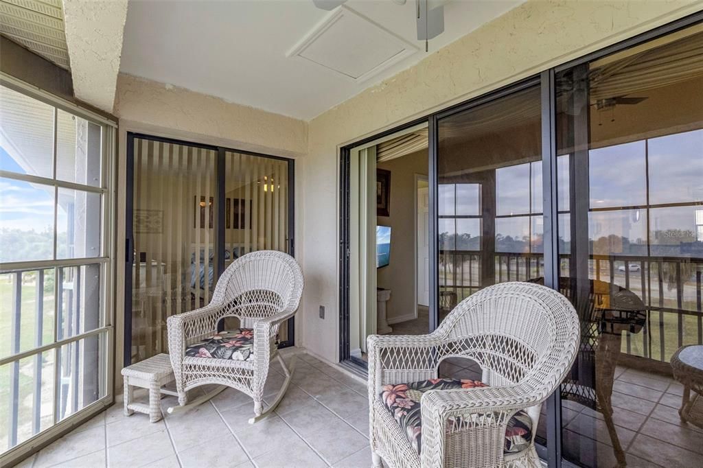 待售: $146,000 (2 贝兹, 2 浴室, 1153 平方英尺)