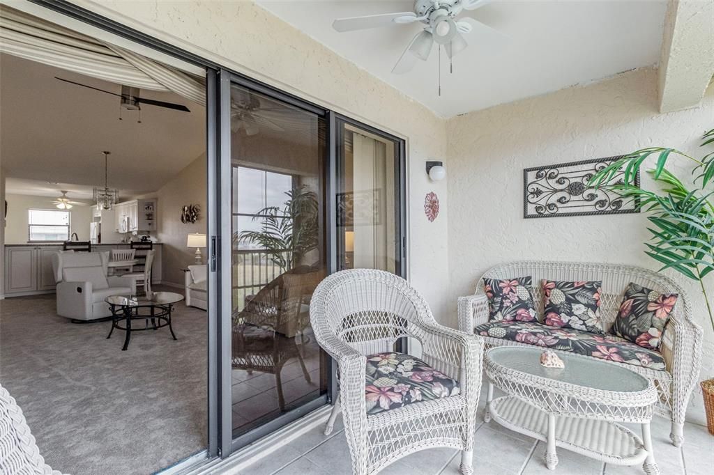 待售: $146,000 (2 贝兹, 2 浴室, 1153 平方英尺)