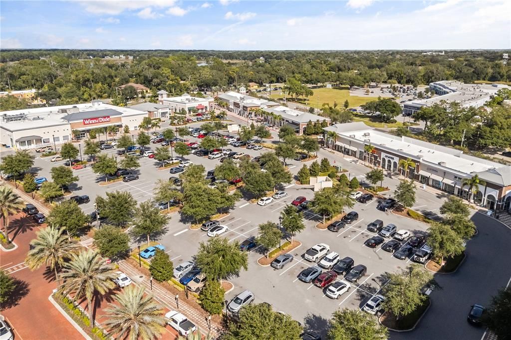 Activo con contrato: $425,000 (3 camas, 2 baños, 1613 Pies cuadrados)