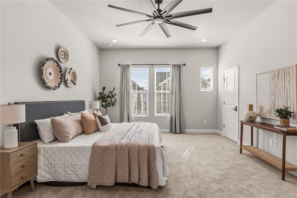 Activo con contrato: $425,000 (3 camas, 2 baños, 1613 Pies cuadrados)