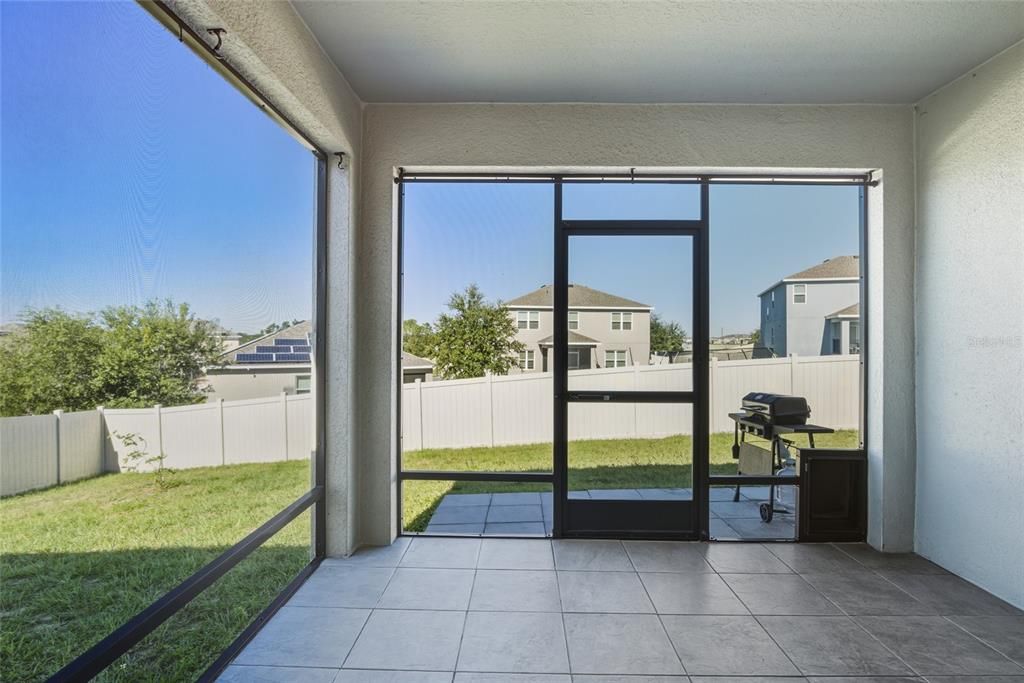 Active With Contract: $395,000 (4 beds, 2 baths, 2100 Square Feet)