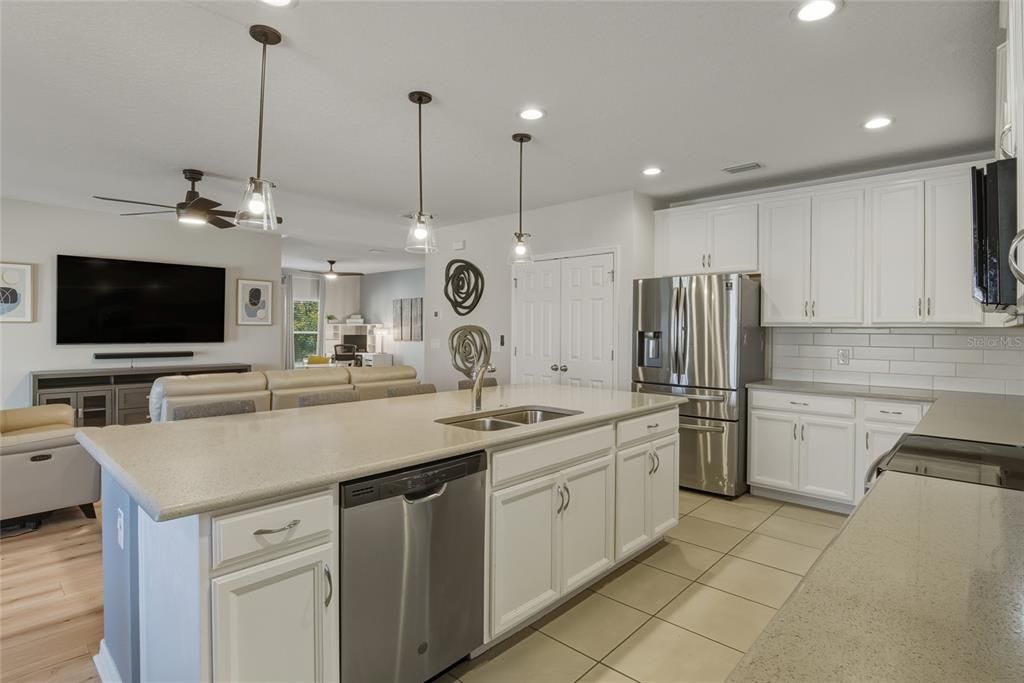 Active With Contract: $395,000 (4 beds, 2 baths, 2100 Square Feet)