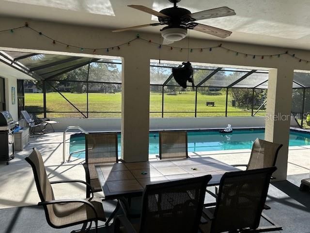 For Rent: $2,400 (3 beds, 2 baths, 2092 Square Feet)