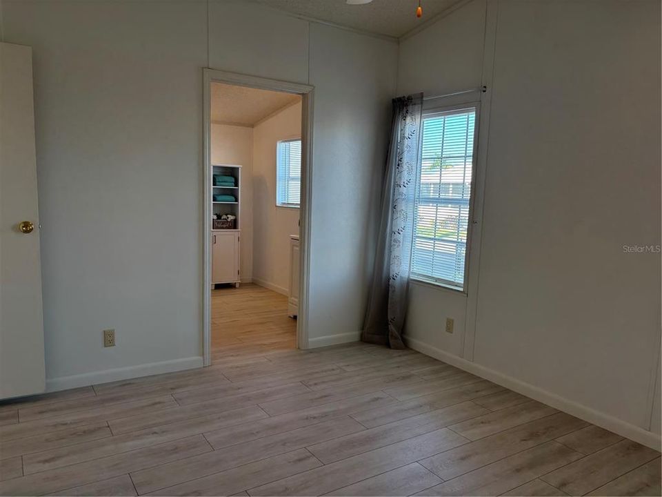 На продажу: $235,000 (2 спален, 2 ванн, 1416 Квадратных фут)