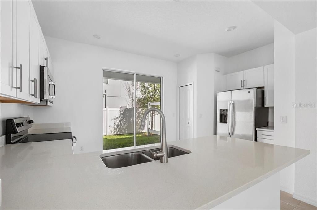 For Sale: $260,000 (2 beds, 2 baths, 1235 Square Feet)