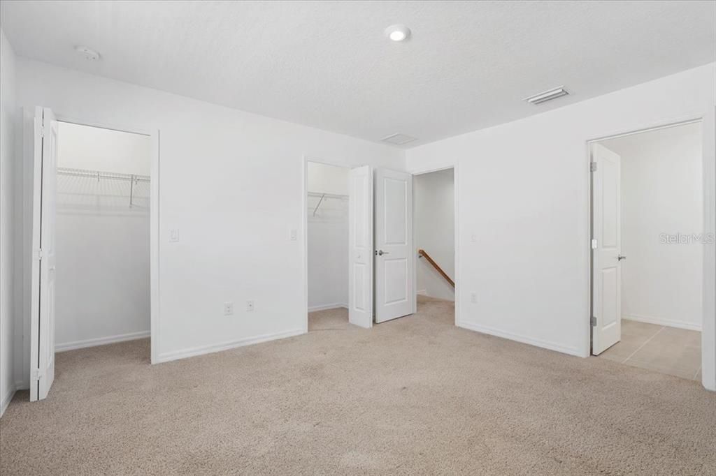 For Sale: $260,000 (2 beds, 2 baths, 1235 Square Feet)