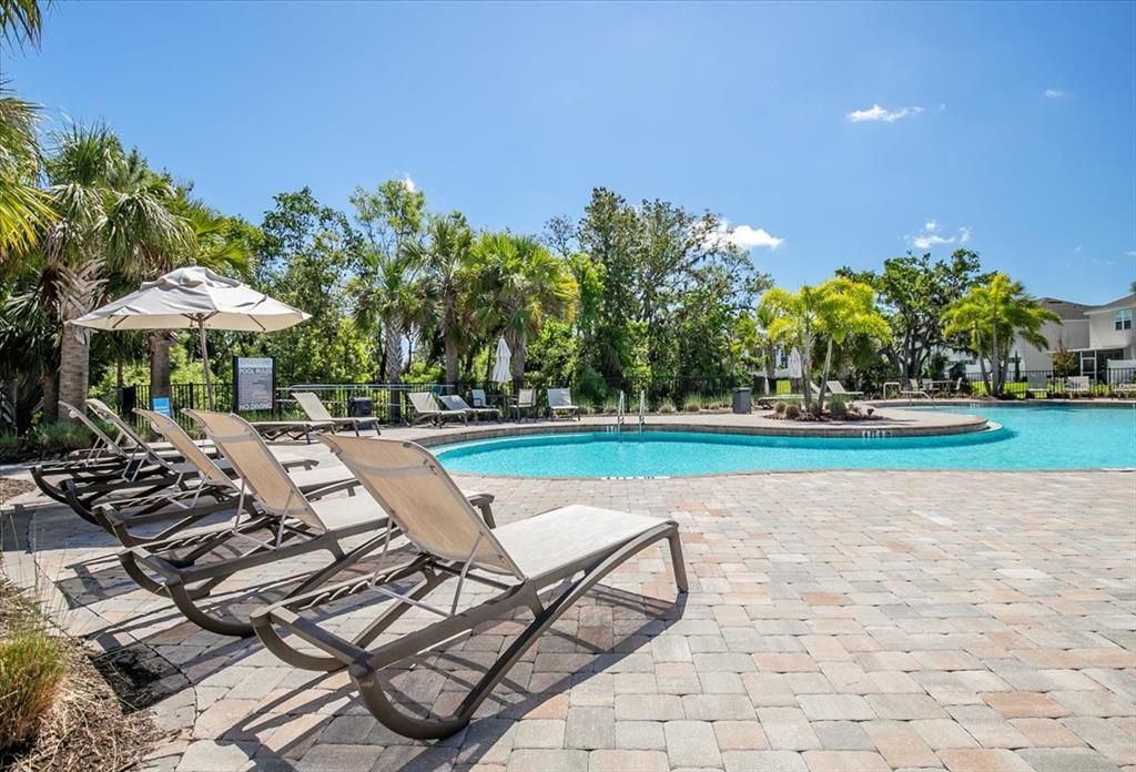 For Sale: $260,000 (2 beds, 2 baths, 1235 Square Feet)