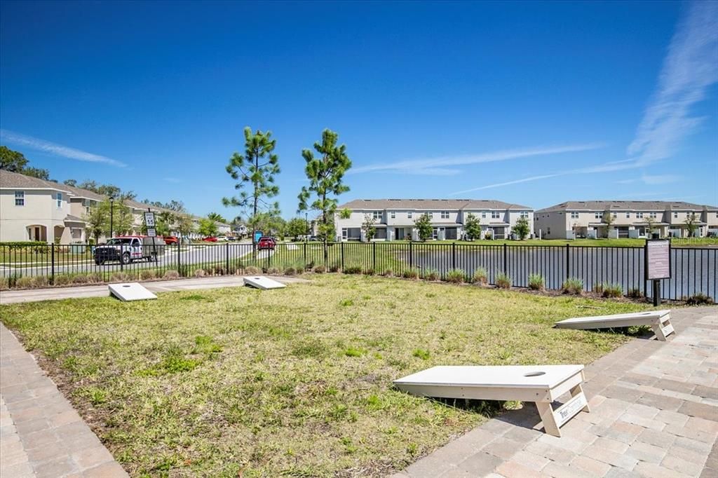 For Sale: $260,000 (2 beds, 2 baths, 1235 Square Feet)