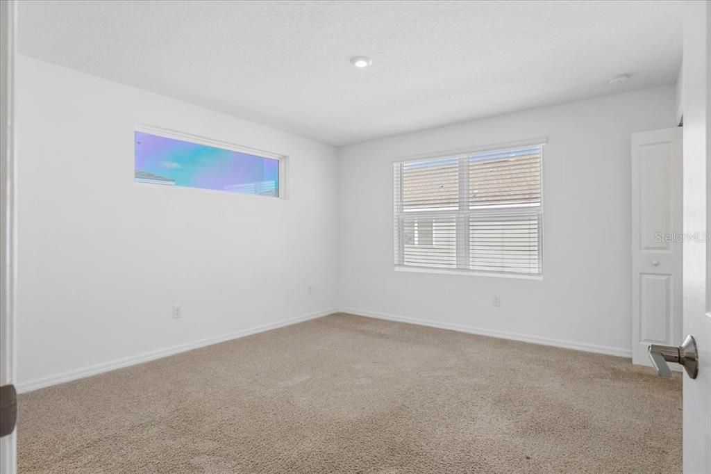 For Sale: $260,000 (2 beds, 2 baths, 1235 Square Feet)