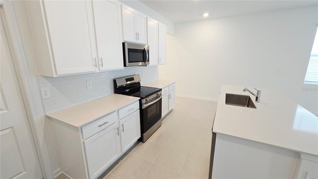 出租: $2,249 (3 贝兹, 2 浴室, 1795 平方英尺)