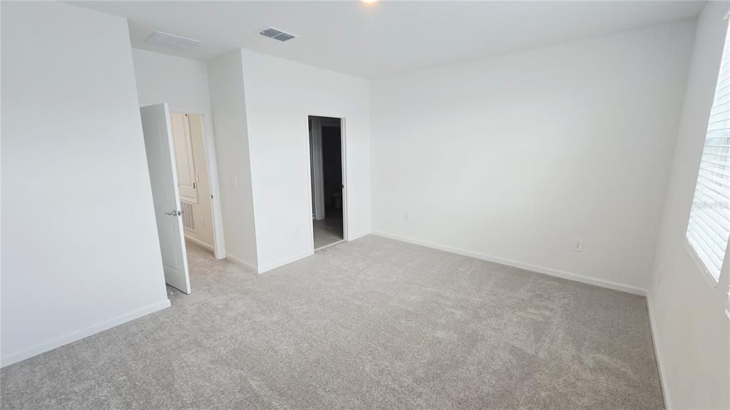 出租: $2,249 (3 贝兹, 2 浴室, 1795 平方英尺)