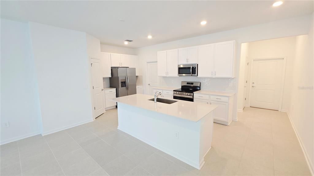 出租: $2,249 (3 贝兹, 2 浴室, 1795 平方英尺)