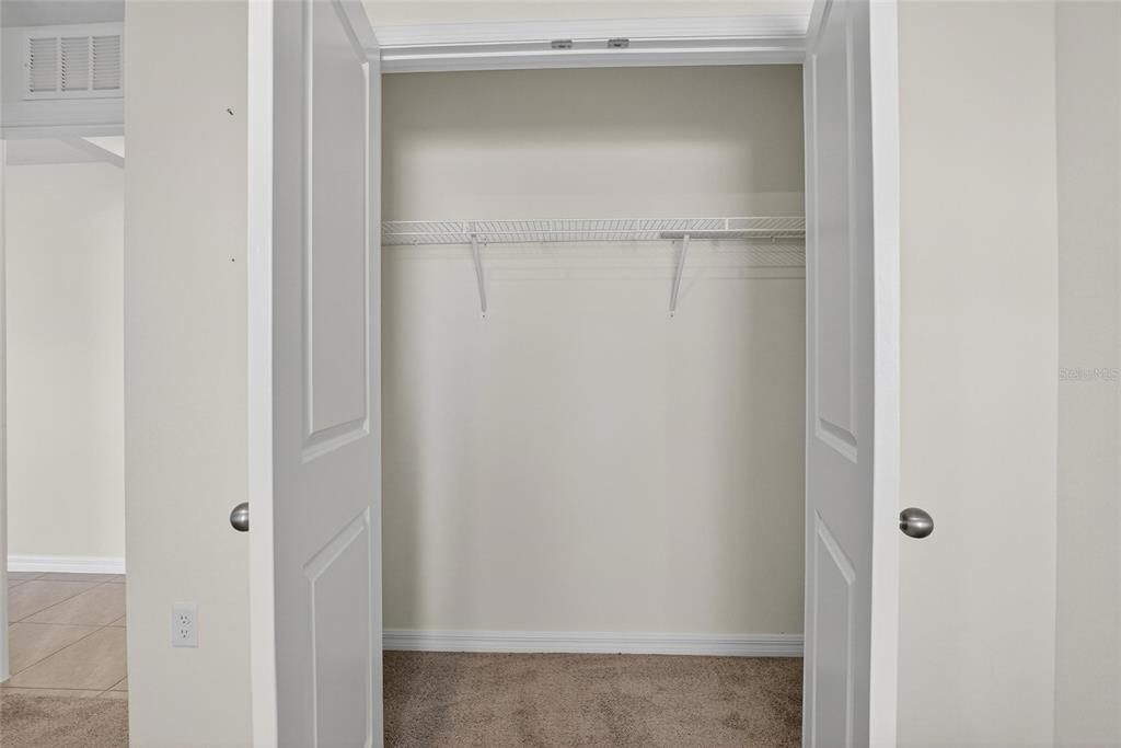 For Rent: $2,850 (5 beds, 3 baths, 2674 Square Feet)