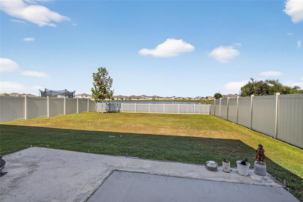 For Rent: $2,850 (5 beds, 3 baths, 2674 Square Feet)