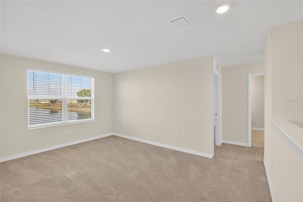 For Rent: $2,850 (5 beds, 3 baths, 2674 Square Feet)