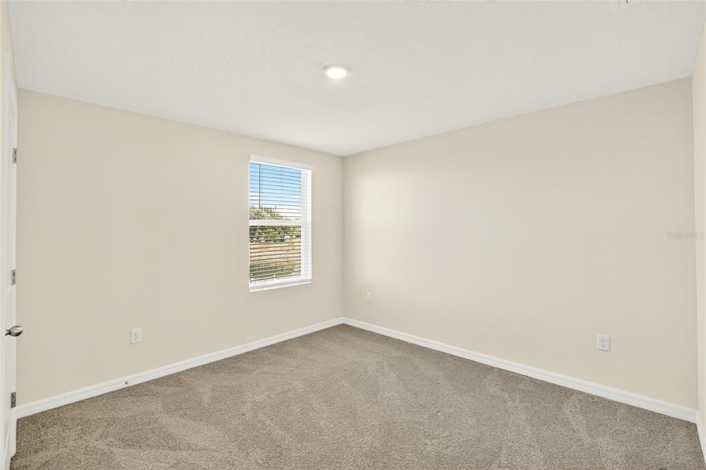 For Rent: $2,850 (5 beds, 3 baths, 2674 Square Feet)