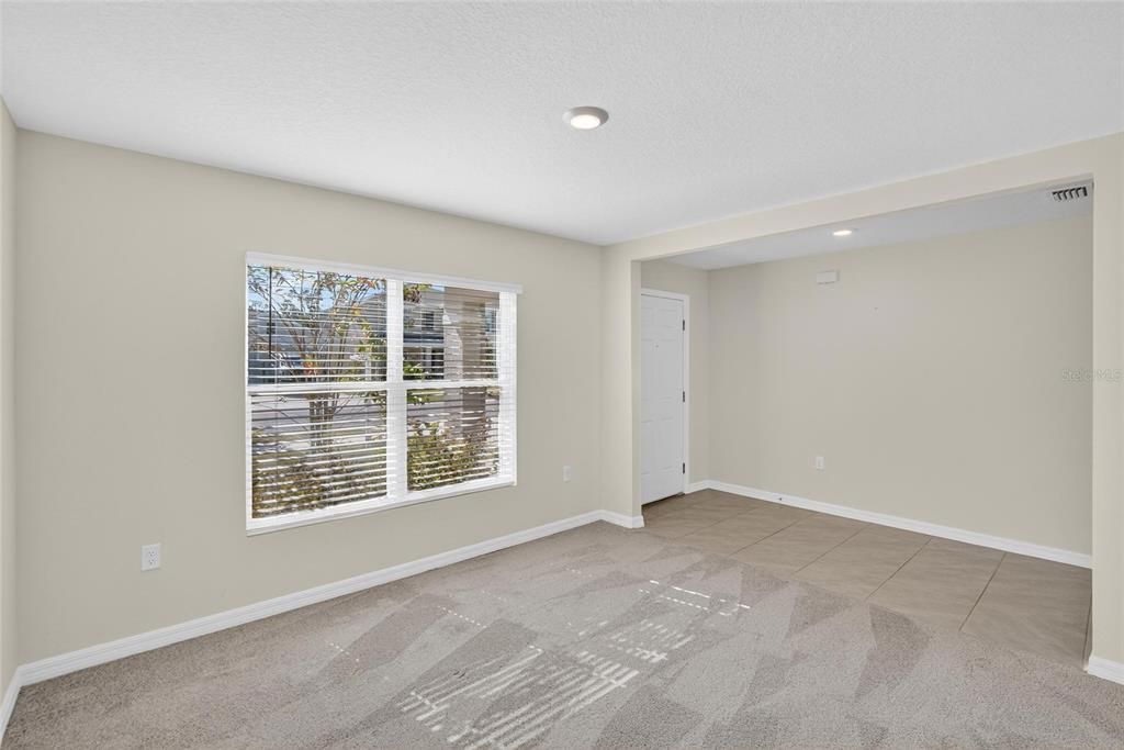 For Rent: $2,850 (5 beds, 3 baths, 2674 Square Feet)