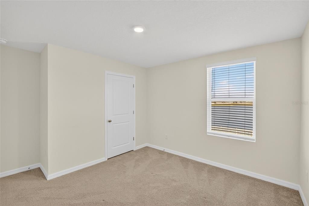 For Rent: $2,850 (5 beds, 3 baths, 2674 Square Feet)