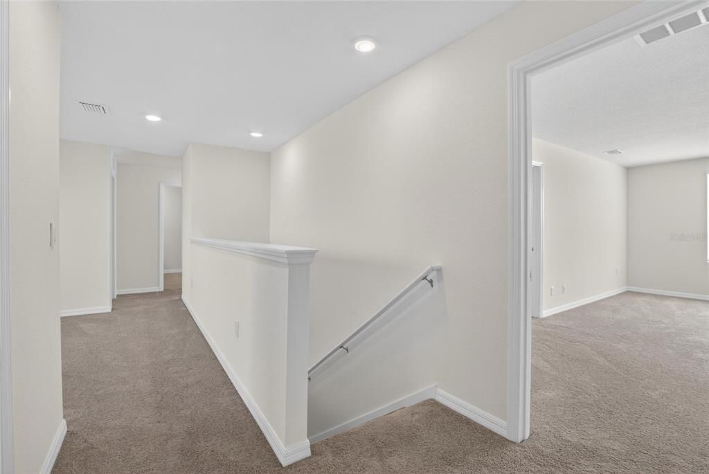 For Rent: $2,850 (5 beds, 3 baths, 2674 Square Feet)