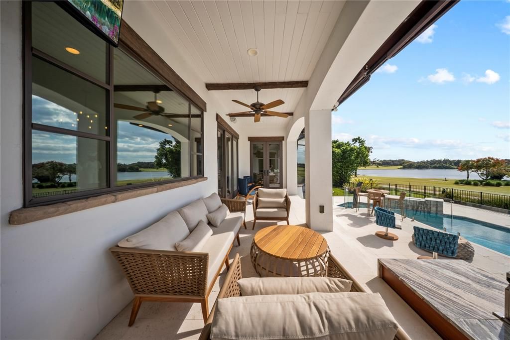 For Sale: $2,797,000 (5 beds, 4 baths, 5822 Square Feet)