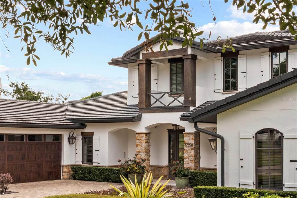 For Sale: $2,797,000 (5 beds, 4 baths, 5822 Square Feet)