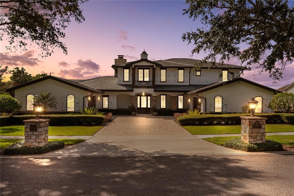 For Sale: $2,797,000 (5 beds, 4 baths, 5822 Square Feet)