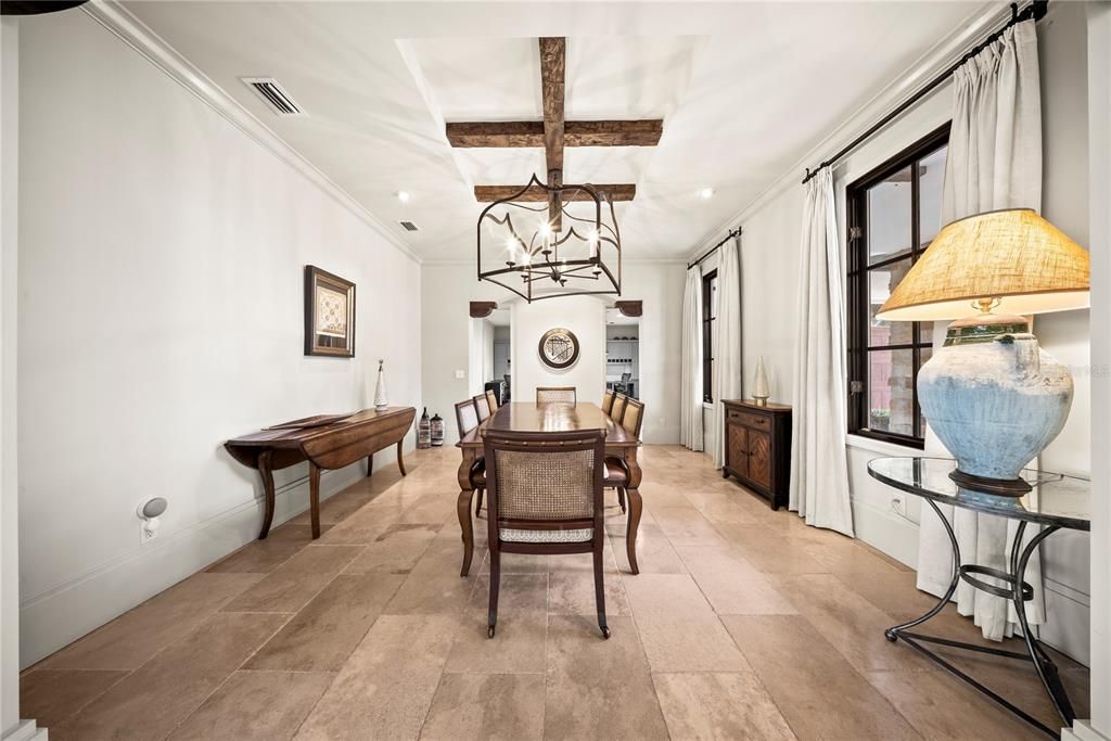 For Sale: $2,797,000 (5 beds, 4 baths, 5822 Square Feet)