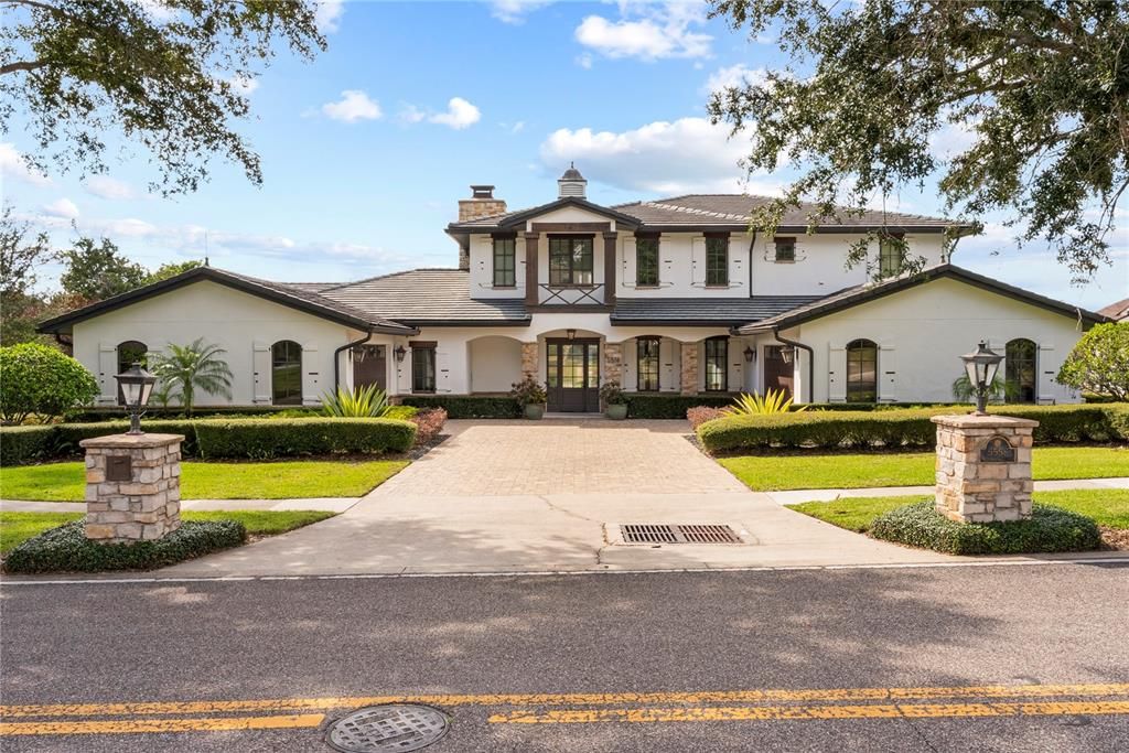 For Sale: $2,797,000 (5 beds, 4 baths, 5822 Square Feet)