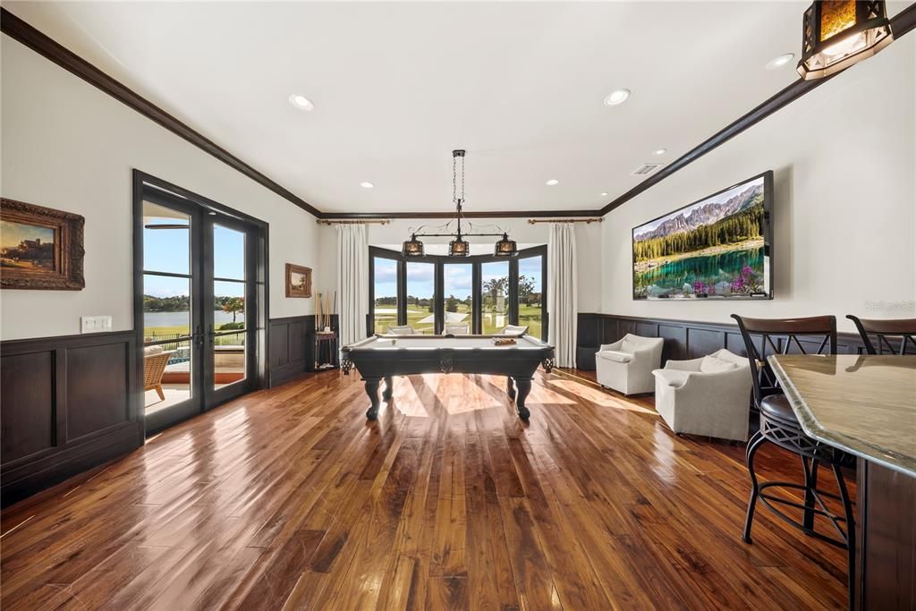 For Sale: $2,797,000 (5 beds, 4 baths, 5822 Square Feet)